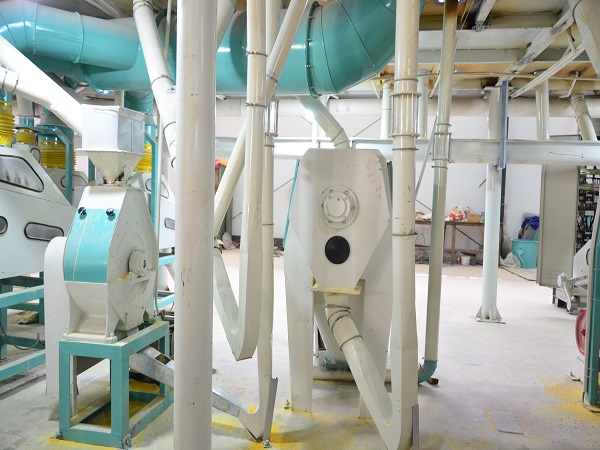 全自動<a href=http://www.sy707.com/product/6/ target=_blank class=infotextkey>玉米加工設備</a>